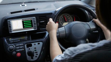 Shcho take spidometr vantazhnoho transportu i yak vin vzayemodiye z takhohrafom